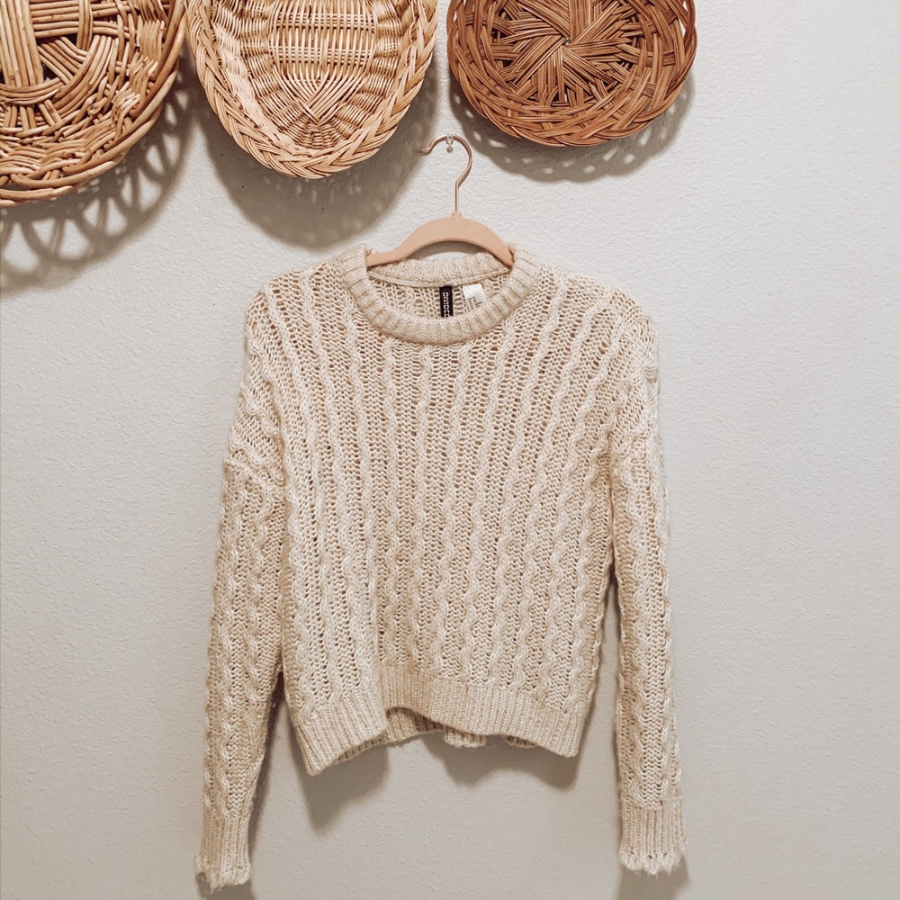 Cream H&M knit sweater